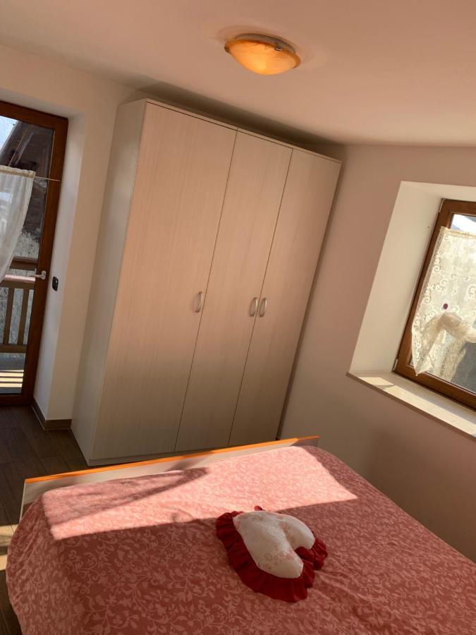 Appartamento Vacanze Chantal 佩伊奥 外观 照片